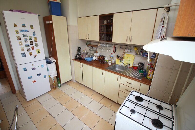 Crangasi, Ceahlau, centrala proprie, 3 camere transformat din 4 camere